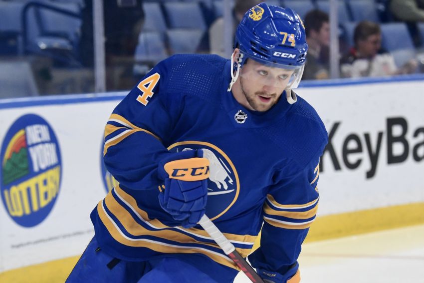 Confident Rasmus Asplund thriving in bigger role with Sabres