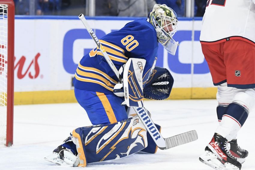 Aaron Dell’s three-game suspension creates big goalie problem for Sabres