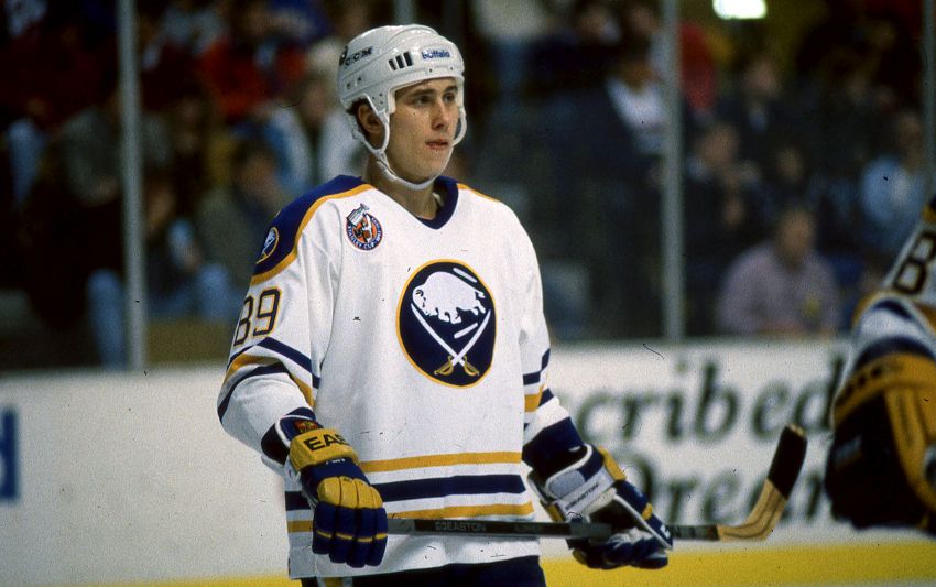 Ex-Sabres Tom Barrasso, Pierre Turgeon elected to Hall