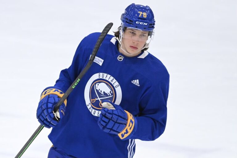 Sabres sign Russian prospect Vsevolod Komarov to entrylevel contract